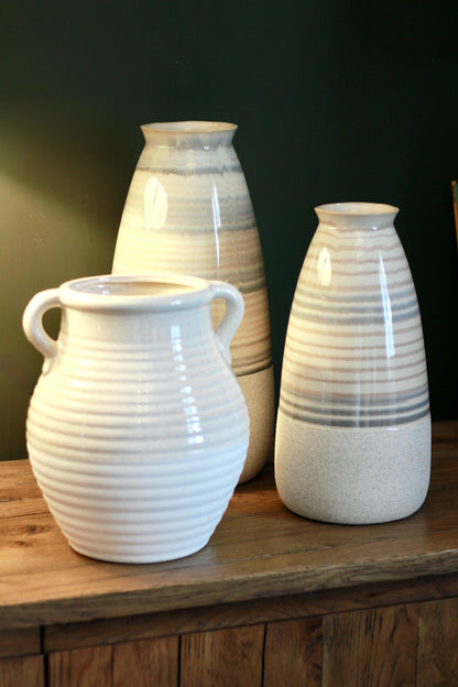 Neutral Ribbed Pot Vase styled view – Leya Buster Interiors